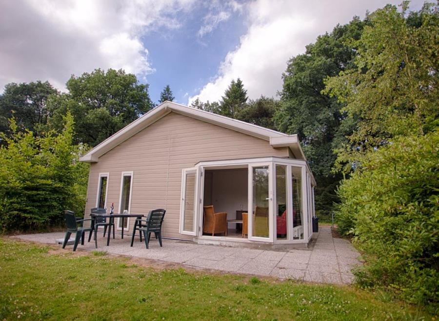 Rcn Vakantiepark De Roggeberg 阿帕尔查 外观 照片